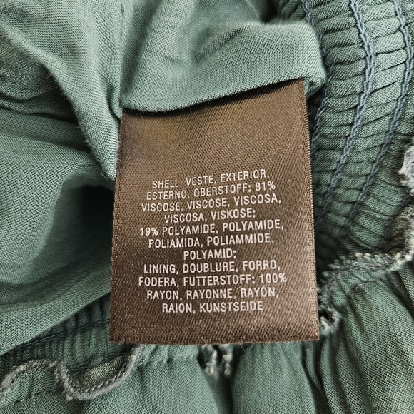 Anthropologie Wide Leg Pants Romper Green Sleeveless VNeck Halter Jumpsuit Large - Picture 9 of 10